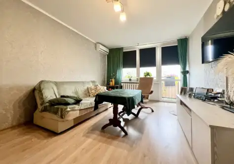 Głogów ,  Kosmonautów Polskich   3