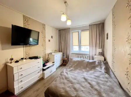 Głogów ,  Kosmonautów Polskich   4