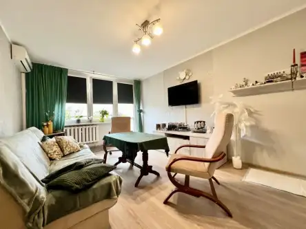 Głogów ,  Kosmonautów Polskich   8