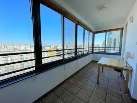 Warszawa ,  Aleja Jana Pawła Ii   7