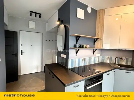 Warszawa ,  Jugosłowiańska   12