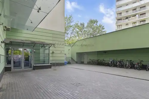 Warszawa ,  Gwiaździsta   16