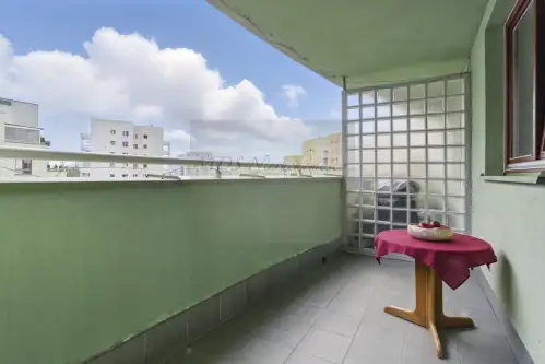 Warszawa ,  Gwiaździsta   4