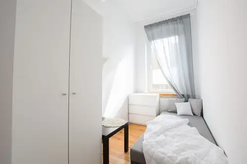 Szczecin ,  Niemierzyńska   5