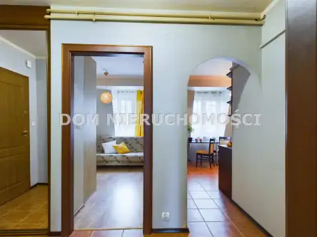 Dywity ,  Kwiatowa   19