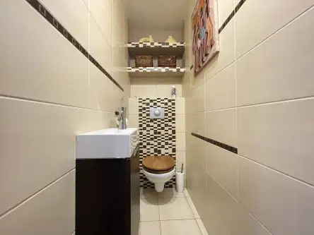 Ostrowiec świętokrzyski ,  Stawki   13