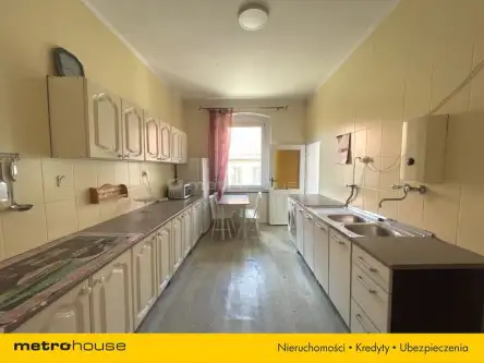 Chorzów ,  Barska   6