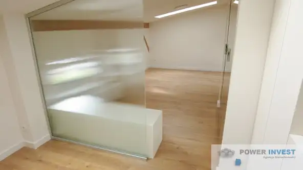 Leszno ,  pl. Jana Metziga   7