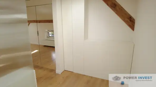 Leszno ,  pl. Jana Metziga   8