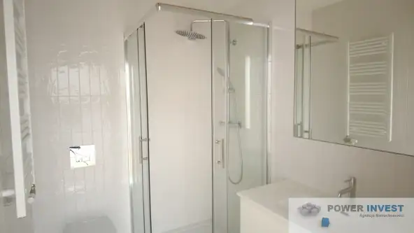 Leszno ,  pl. Jana Metziga   10