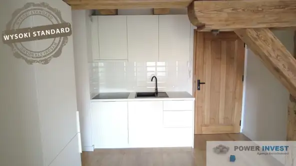  Leszno   pl. Jana Metziga 