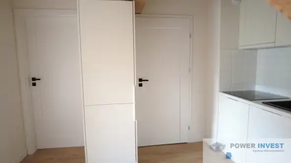 Leszno ,  pl. Jana Metziga   6