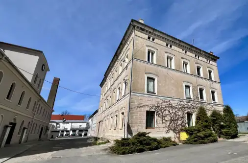 Głogów ,  Marszałka Józefa Piłsudskiego   3