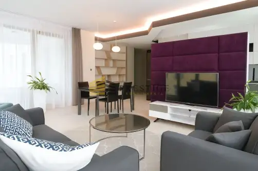 Warszawa ,  Różana   2