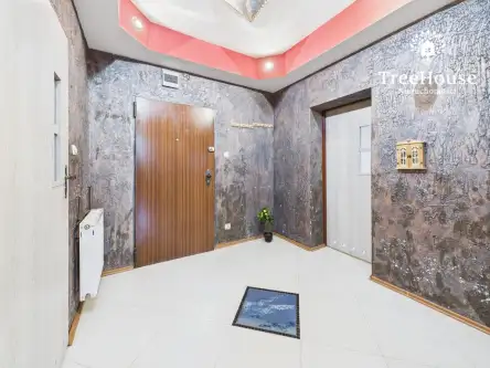 Biskupiec ,  Aleja broni   10