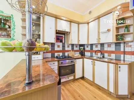 Biskupiec ,  Aleja broni   2