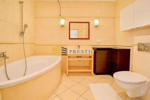 Warszawa ,  Sarmacka   11