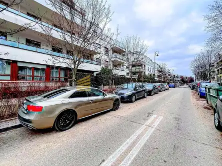 Warszawa ,  Sarmacka   17