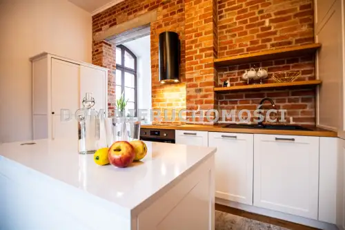 Olsztyn ,  Kuronia   10