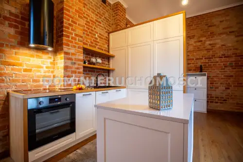 Olsztyn ,  Kuronia   15