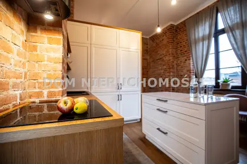 Olsztyn ,  Kuronia   16