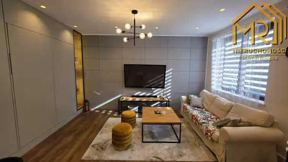 Tarnów ,  Czerwonych Klonów   3