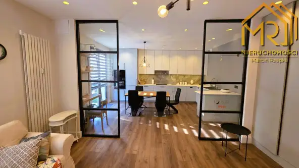 Tarnów ,  Czerwonych Klonów   5