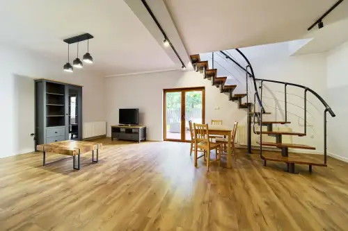 Głogów ,  Rzemieślnicza   7