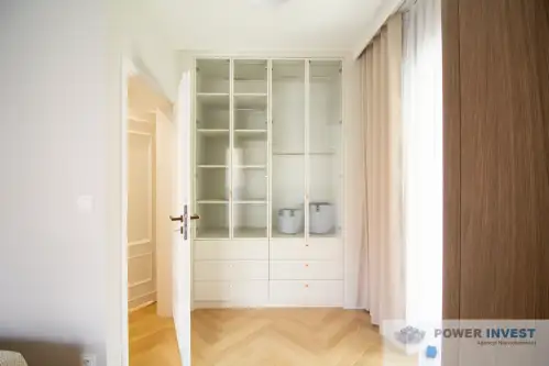 Kraków ,  Królowej Jadwigi   11