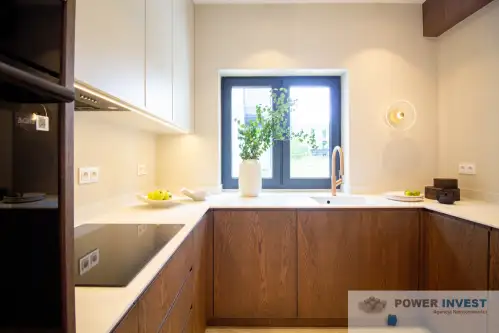 Kraków ,  Królowej Jadwigi   6