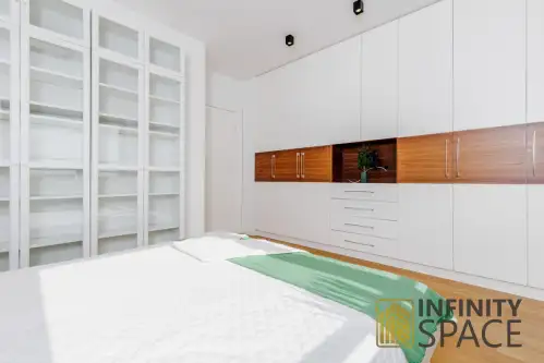 Warszawa ,  Kłobucka   8