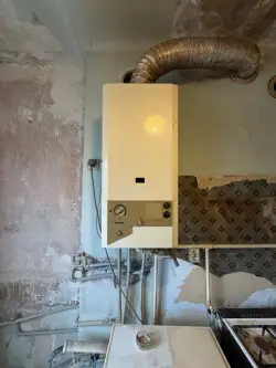 Warszawa ,  Regulska   10