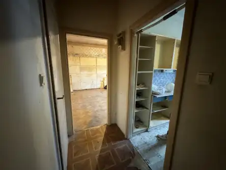 Warszawa ,  Regulska   3