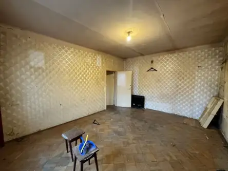 Warszawa ,  Regulska   8