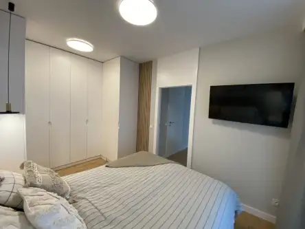 Warszawa ,  Domaniewska   12