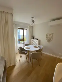 Warszawa ,  Domaniewska   4