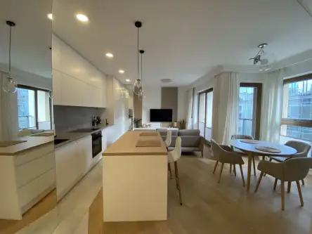 Warszawa ,  Domaniewska   6