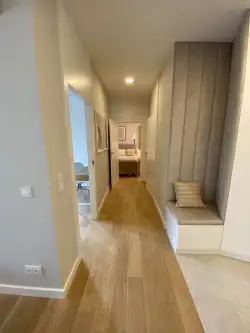 Warszawa ,  Domaniewska   8