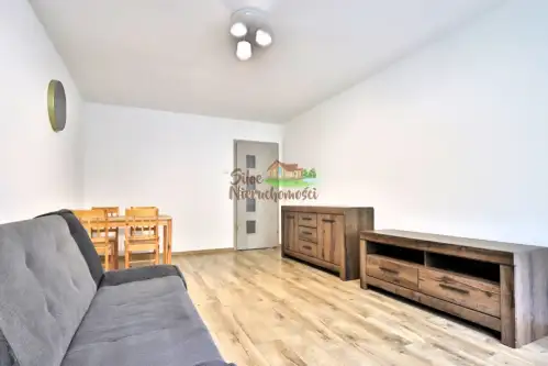 Głogów ,  Kosmonautów Polskich   5