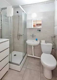 Poznań ,  Pod Lipami   7