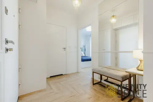 Warszawa ,  Aleja Gen. Władysława Sikorskiego   9