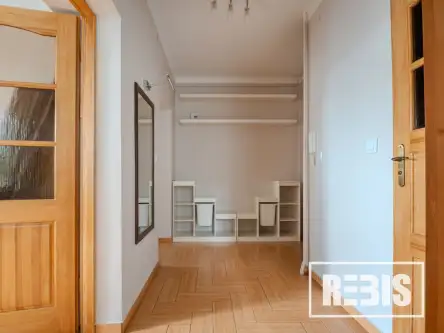 Kraków ,  Mogilska   9