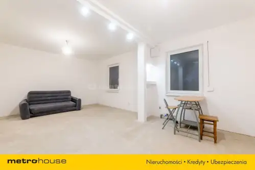 Konstantynów łódzki ,  Łódzka   11