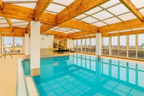 Warszawa ,  Łowicka   11