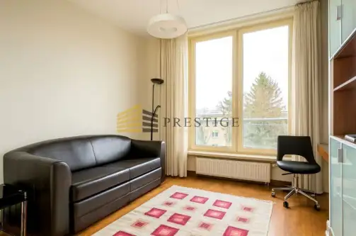 Warszawa ,  Łowicka   6