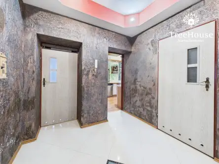 Biskupiec ,  Aleja broni   11