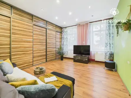 Biskupiec ,  Aleja broni   4