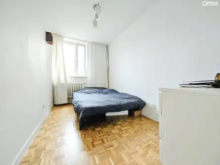 Warszawa ,  Sobieskiego   9