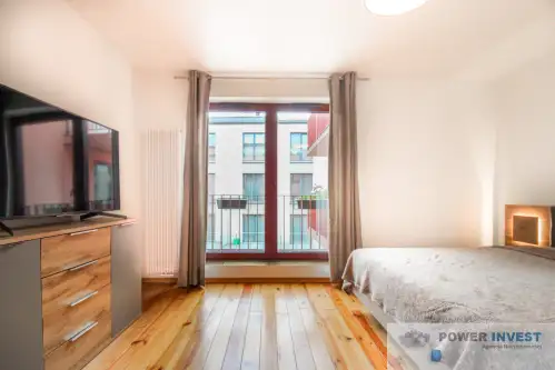 Kraków ,  Nadwiślańska   7