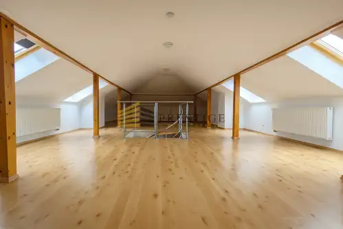 Bielawa ,  Warszawska   13